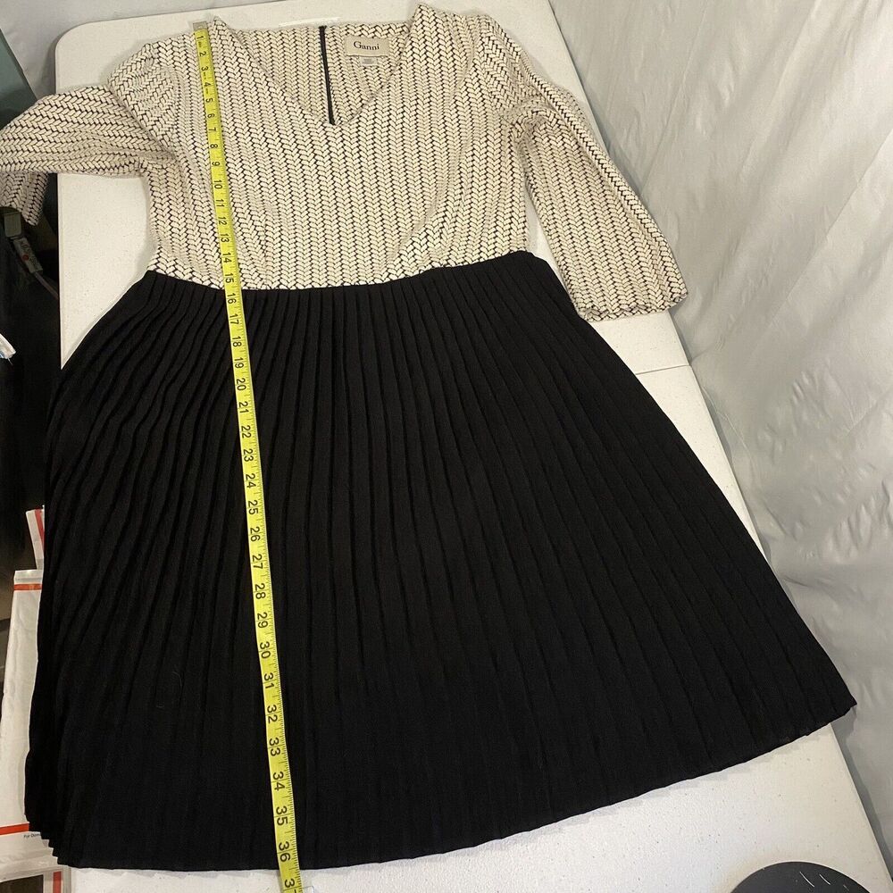 Ganni Anthropologie Jacquard Jersey Knife Pleated Dress Black White Size Medium - Picture 13 of 14